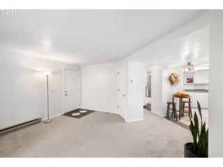 Photo #4: 21503310 Listing 