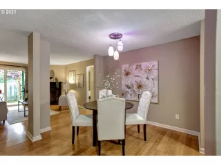 Photo #3: 21503454 Listing