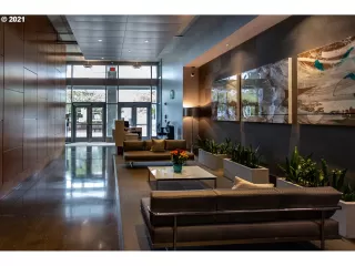 Photo #4: 21503748 Listing