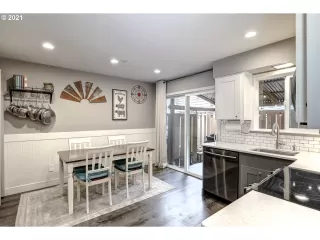 Photo #3: 21504045 Listing 