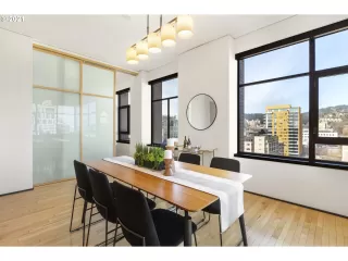 Photo #5: 21505026 Listing 