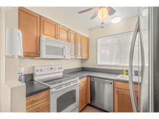 Photo #3: 21505082 Listing