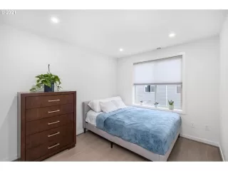 Photo #5: 21505145 Listing 