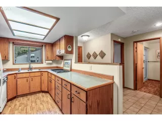 Photo #1: 21507609 Listing