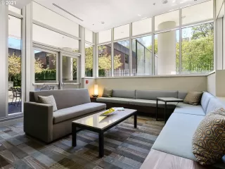 Photo #4: 21507733 Listing