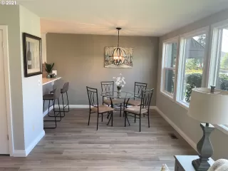 Photo #3: 21508109 Listing 