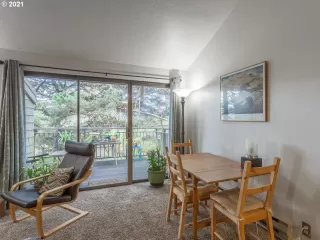 Photo #5: 21509138 Listing 