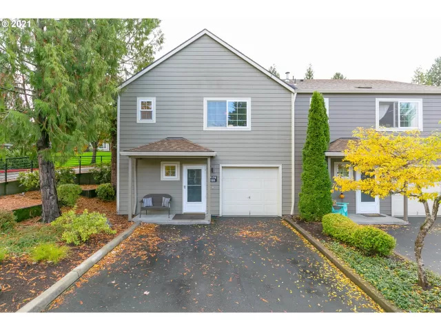 MLS: 21509253 Condo For Sale