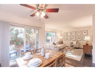 Photo #6: 21509253 Listing