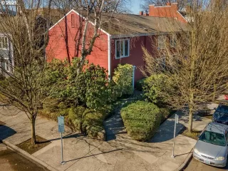 More Details about MLS # 21509657 : 707 NW 20TH AVE