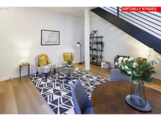 Photo #2: 21510795 Listing