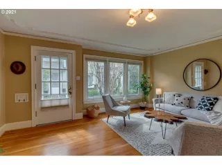 Photo #4: 21511483 Listing 