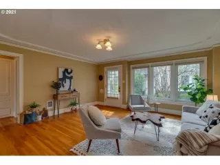 Photo #5: 21511483 Listing 