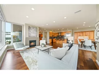 Photo #1: 21512305 Listing