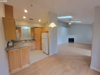 Photo #1: 21513646 Listing