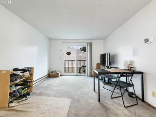 Photo #1: 21513684 Listing