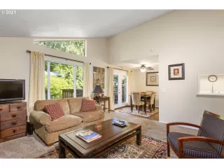 Photo #2: 21513805 Listing