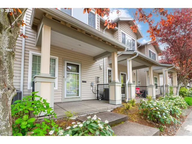 MLS: 21514907 Condo For Sale