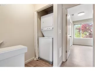 Photo #4: 21514907 Listing 