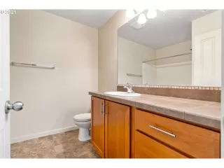 Photo #6: 21514907 Listing 