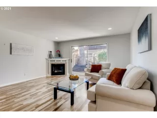 Photo #6: 21516028 Listing 