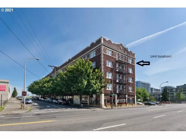 MLS: 21516763 Condo For Sale
