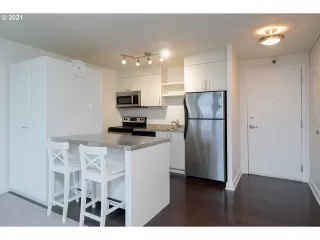 Photo #2: 21517374 Listing