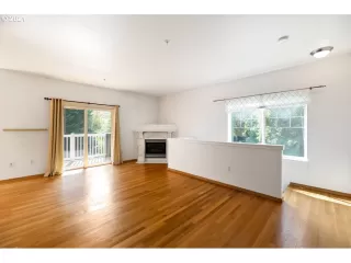 Photo #6: 21517717 Listing