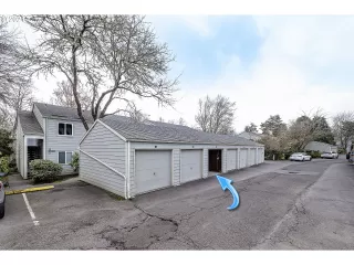 Photo #2: 21517877 Listing