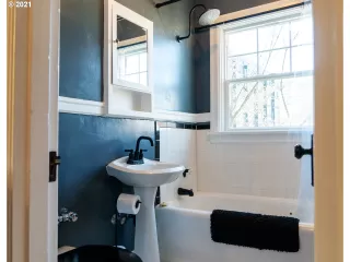 Photo #1: 21518047 Listing