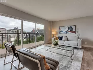 Photo #3: 21518844 Listing