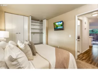 Photo #4: 21519292 Listing