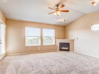 Photo #6: 21519429 Listing