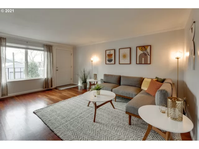 MLS: 21519648 Condo For Sale