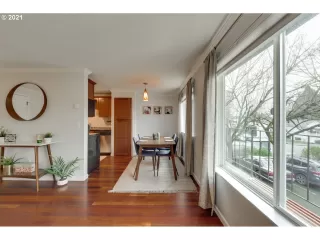 Photo #3: 21519648 Listing