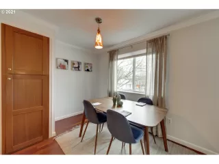 Photo #4: 21519648 Listing