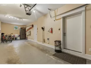 Photo #2: 21519730 Listing