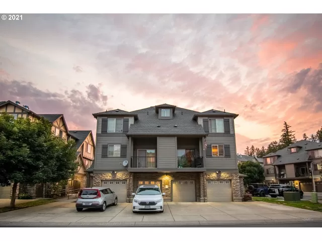 MLS: 21519735 Condo For Sale