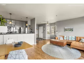 Photo #6: 21519870 Listing 