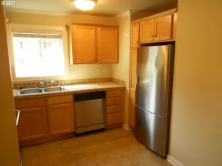 Photo #3: 21519882 Listing