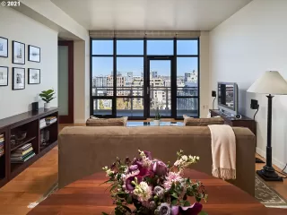 Photo #1: 21520442 Listing 