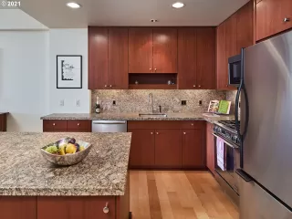 Photo #5: 21520442 Listing 