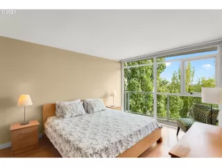 Photo #6: 21520551 Listing 