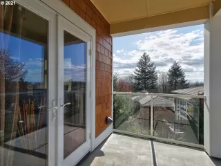 Photo #1: 21520567 Listing 