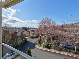 Photo #2: 21520567 Listing 