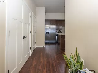 Photo #1: 21520792 Listing