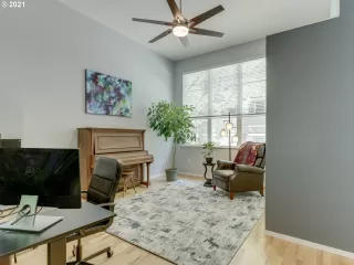 Photo #6: 21520831 Listing