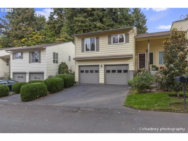 MLS: 21521093 Condo For Sale