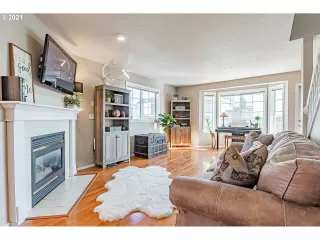 Photo #2: 21521270 Listing