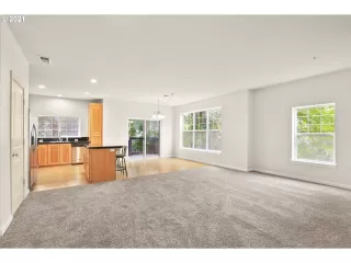 Photo #3: 21521271 Listing